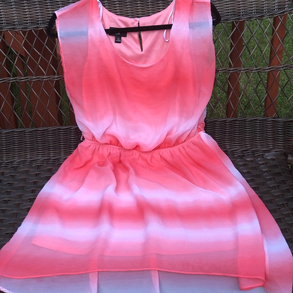 Girls dress